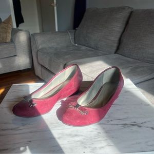 East 5th Burgundy Wedge Shoe Sz 10
